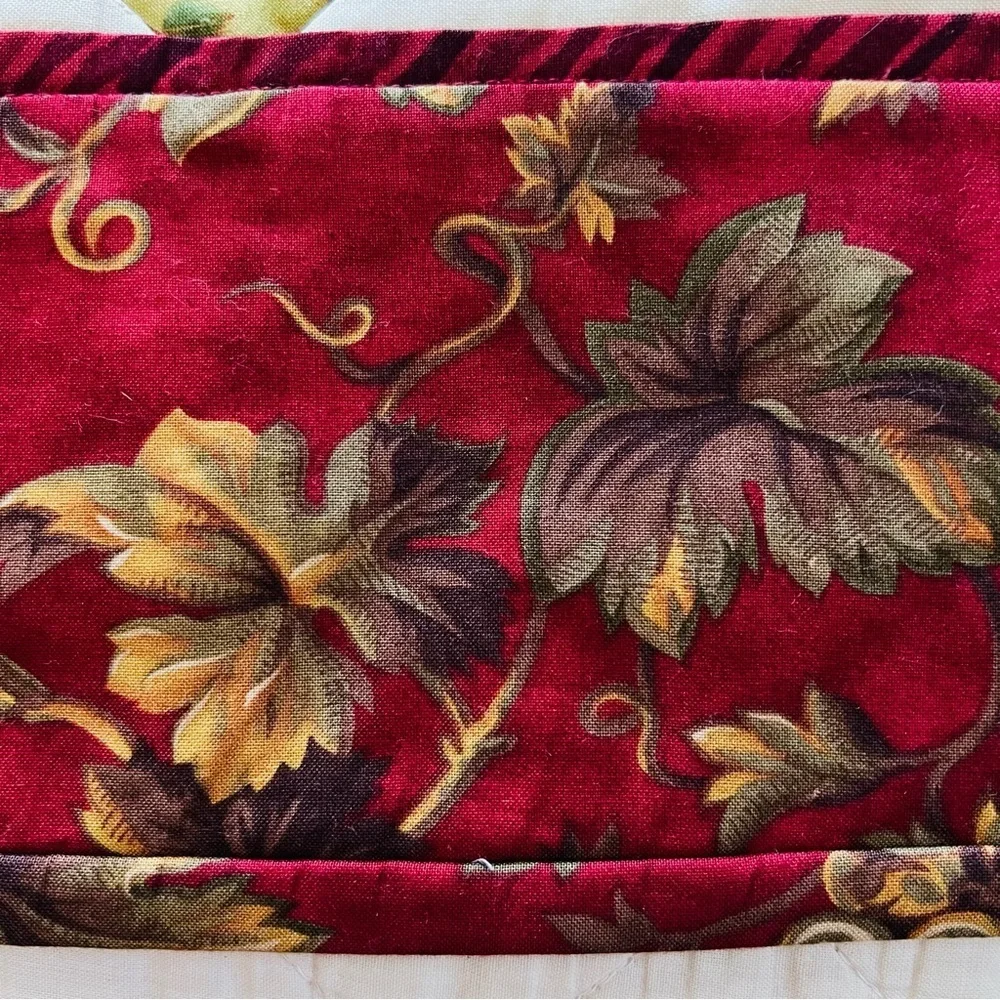 Handmade Patchwork Quilt with Appliqué 44”x44” Wall Hanging or Table Topper